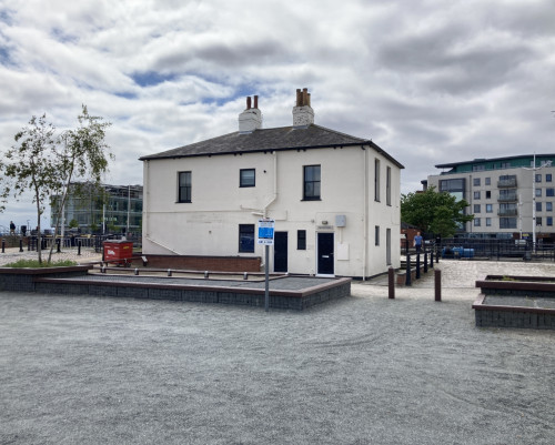 Lock Keepers Cottage, Wellington Street image