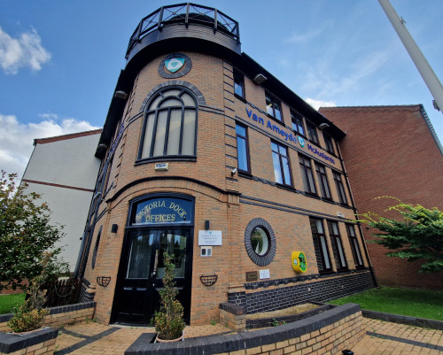 South Bridge Road, Victoria Dock image