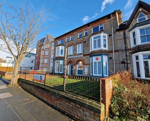 100 - 102 Beverley Road image